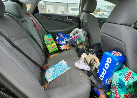 2013 Hyundai Sonata Gls z USA, uszkodzony, nr VIN 5NPEB4AC9DH637817